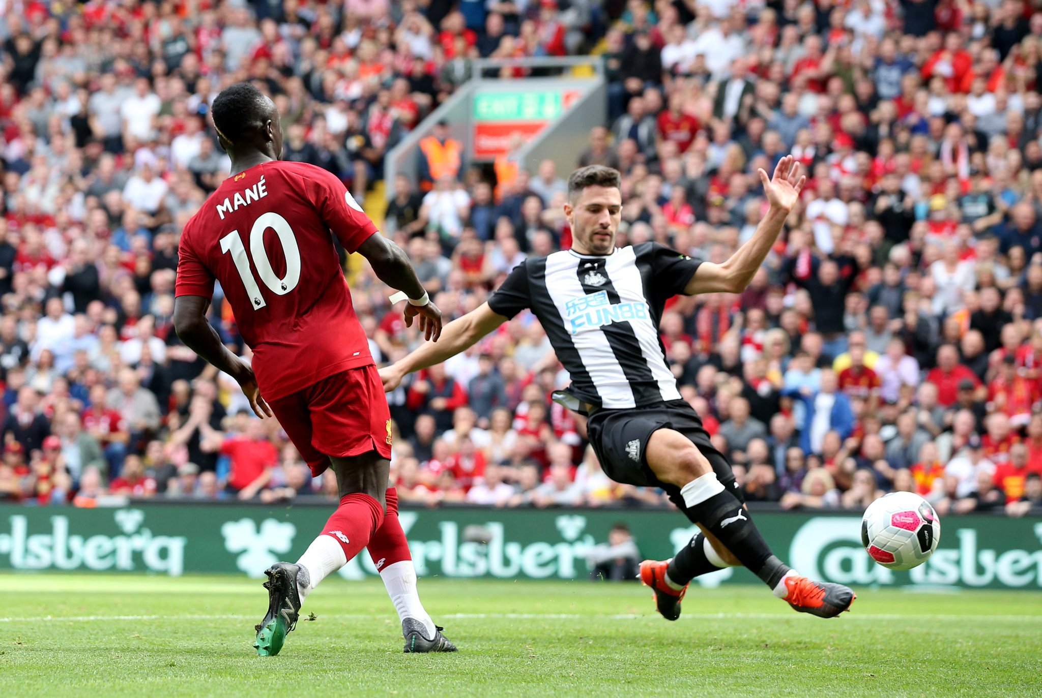 出俱乐部深 出俱乐部深